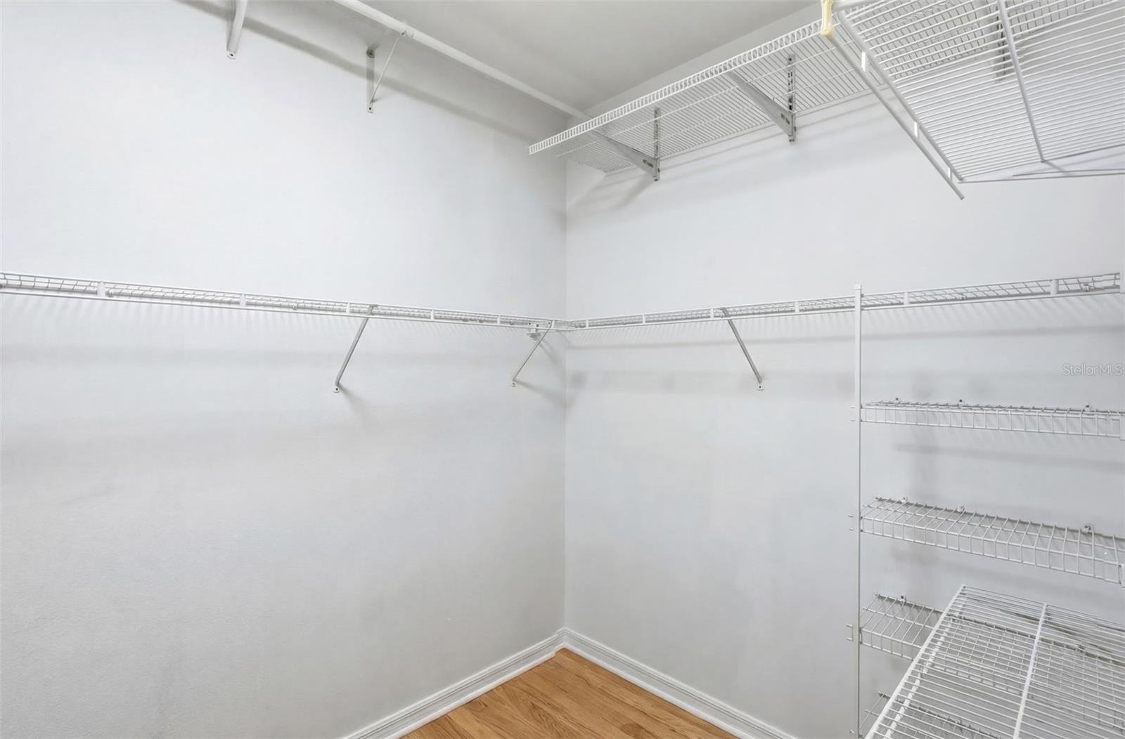 CRYSTAL COVE - Residential