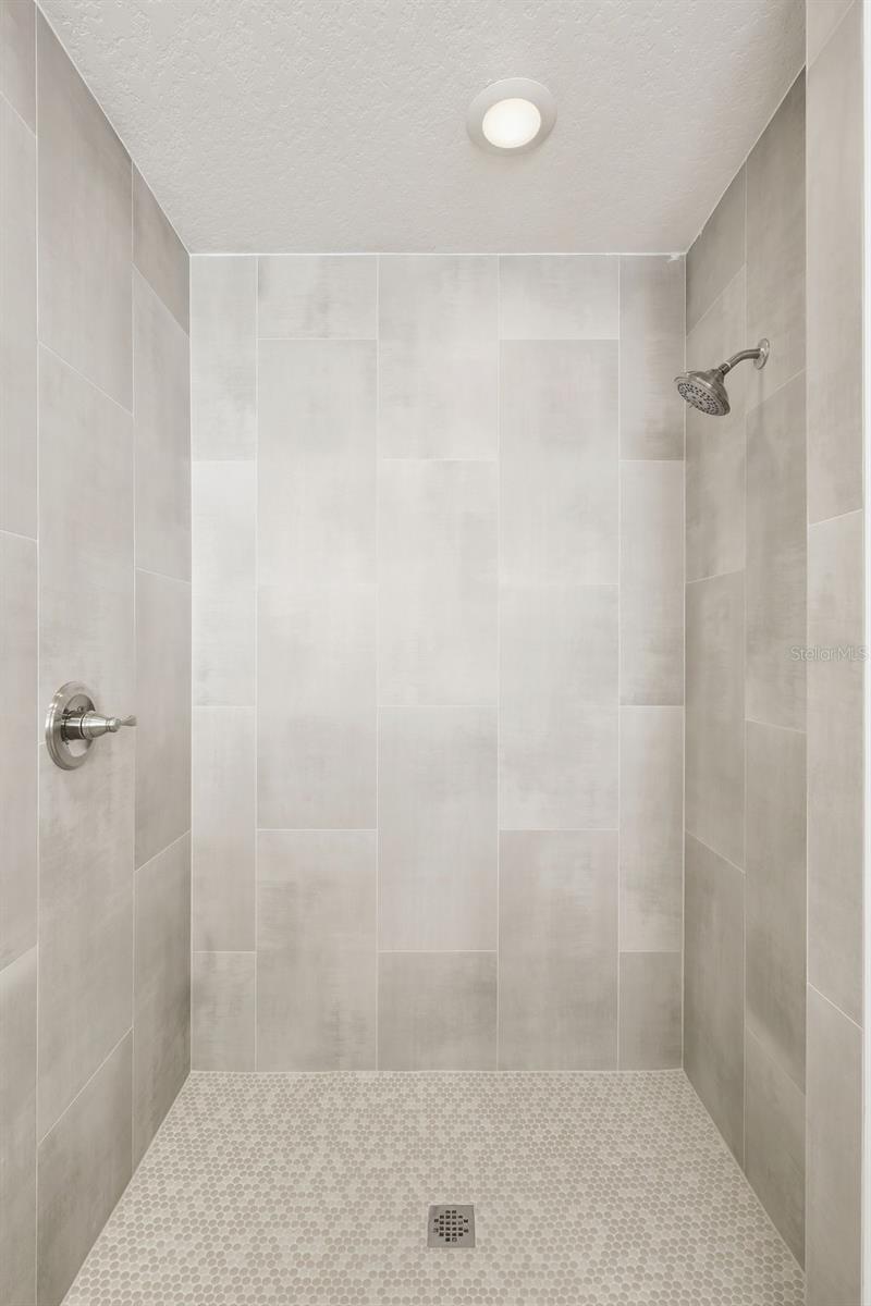 CRYSTAL COVE - Residential