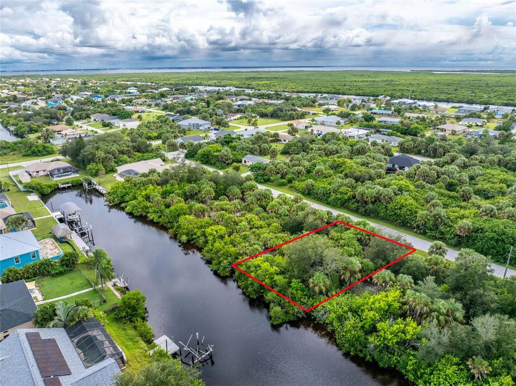 Photo of 18286 Kerrville Circle, Port Charlotte, FL 33948 (MLS # C7516027)