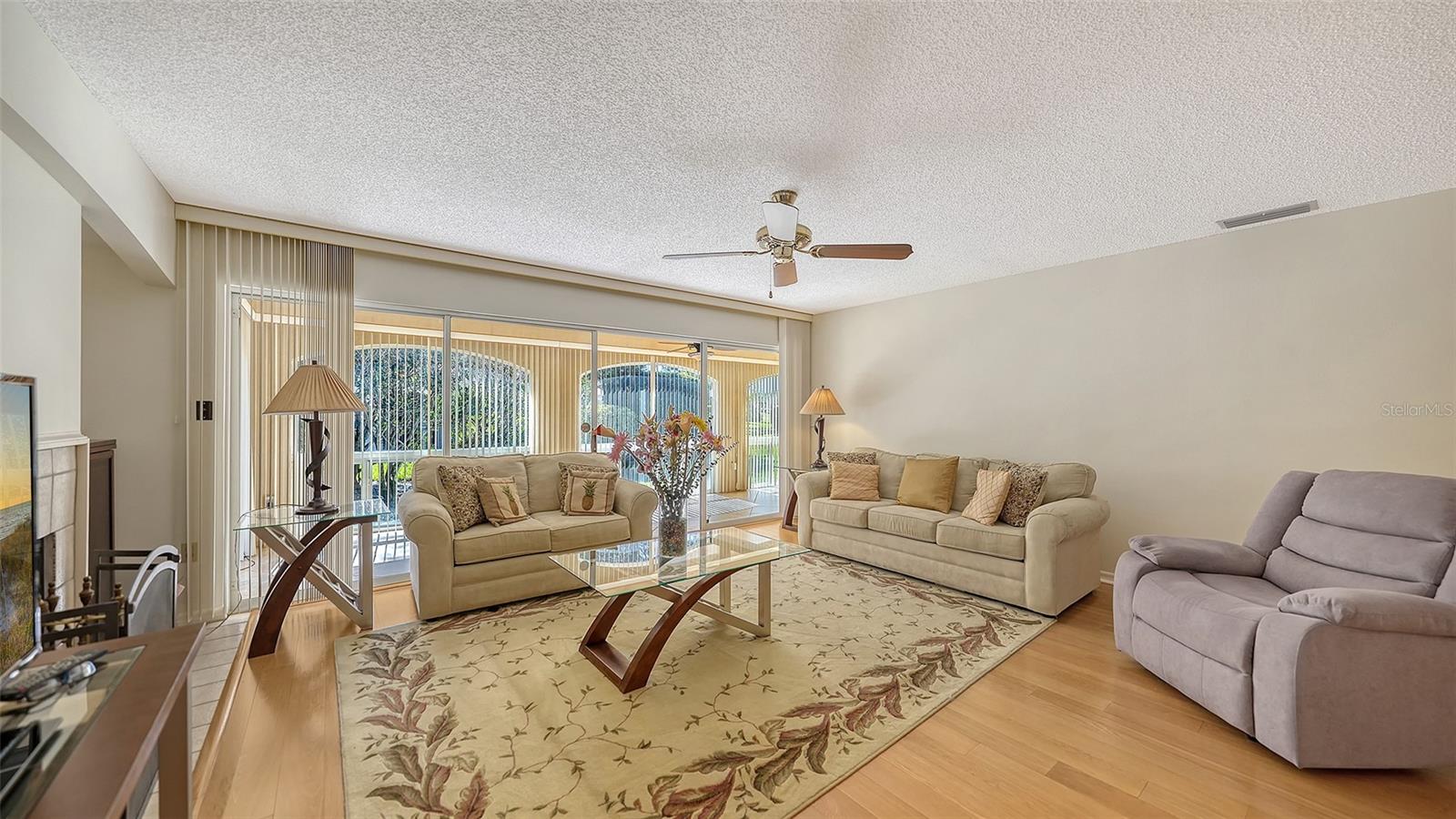 CHANTECLAIRE - Residential