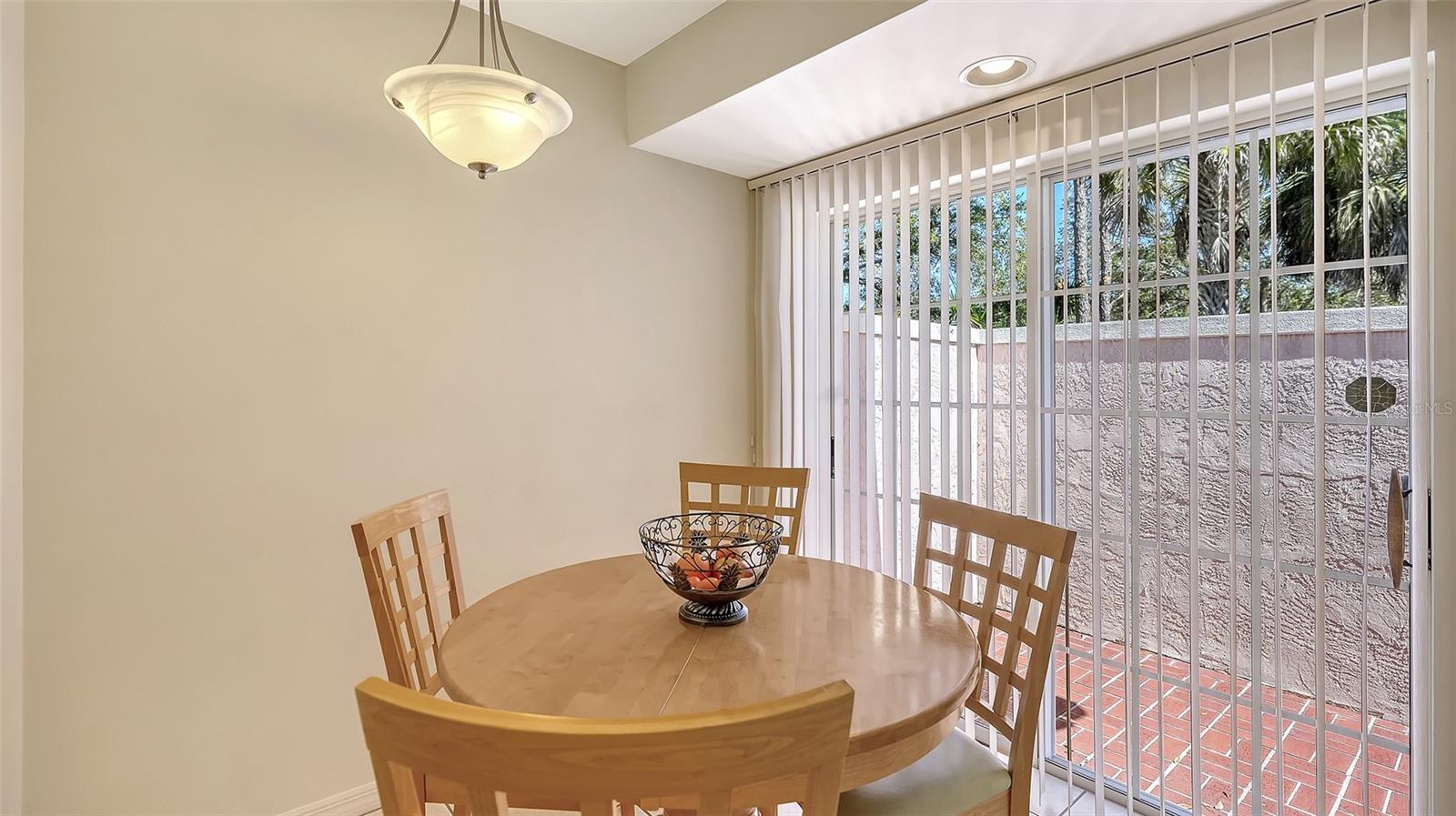 CHANTECLAIRE - Residential