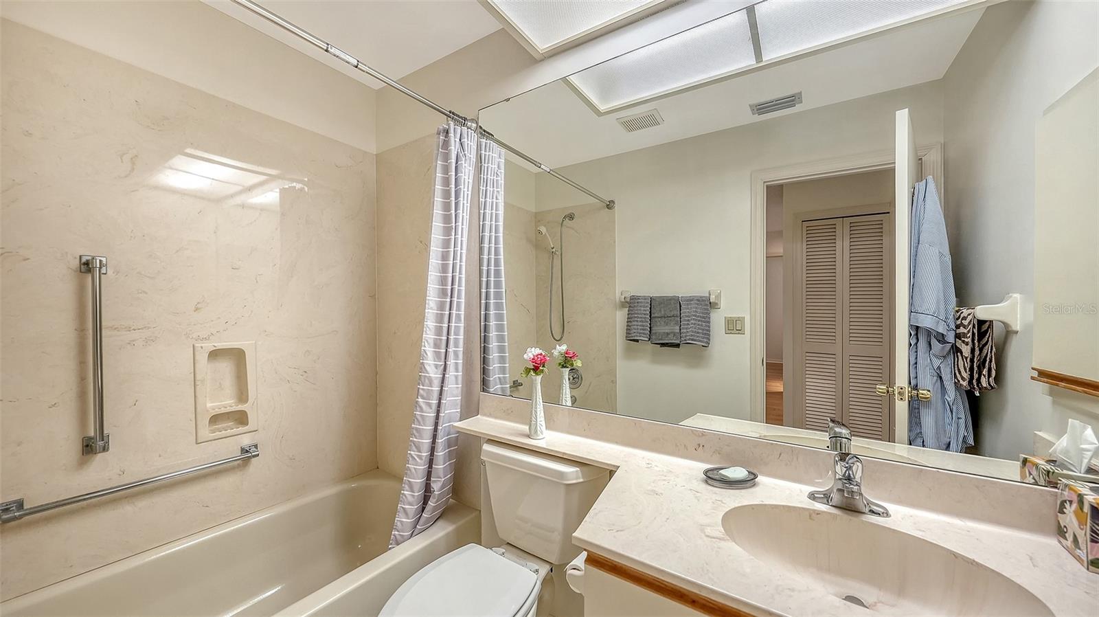 CHANTECLAIRE - Residential