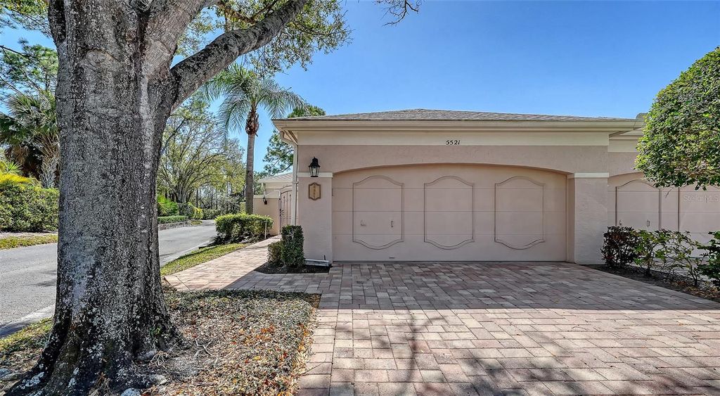 Photo of 5521 Chanteclaire #21, Sarasota, FL 34235 (MLS # A4684320)