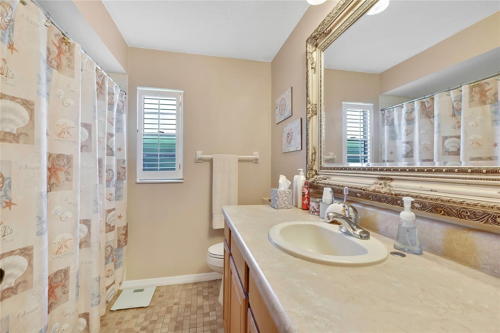 HUNT RIDGE - Residential