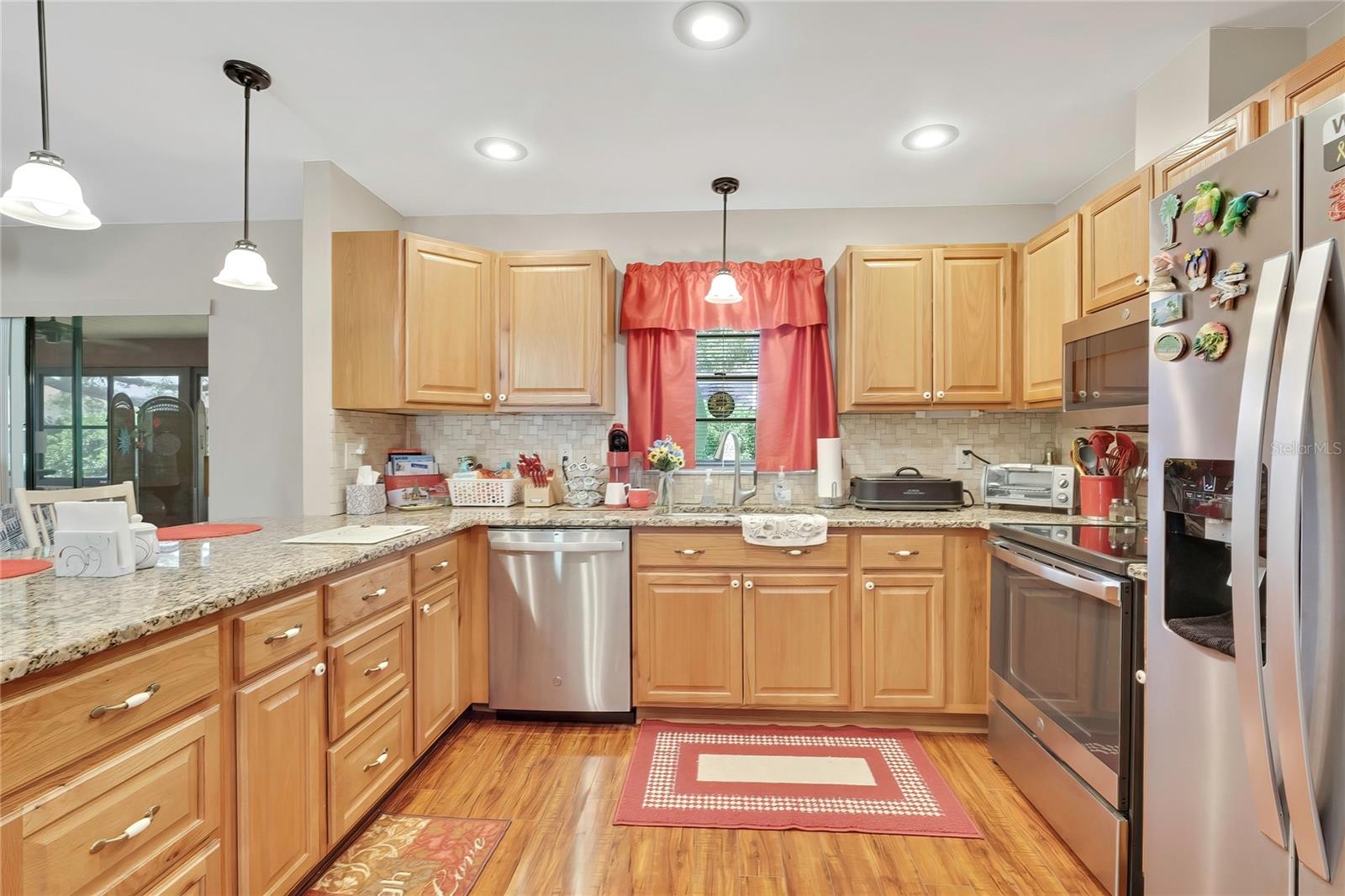 HUNT RIDGE - Residential