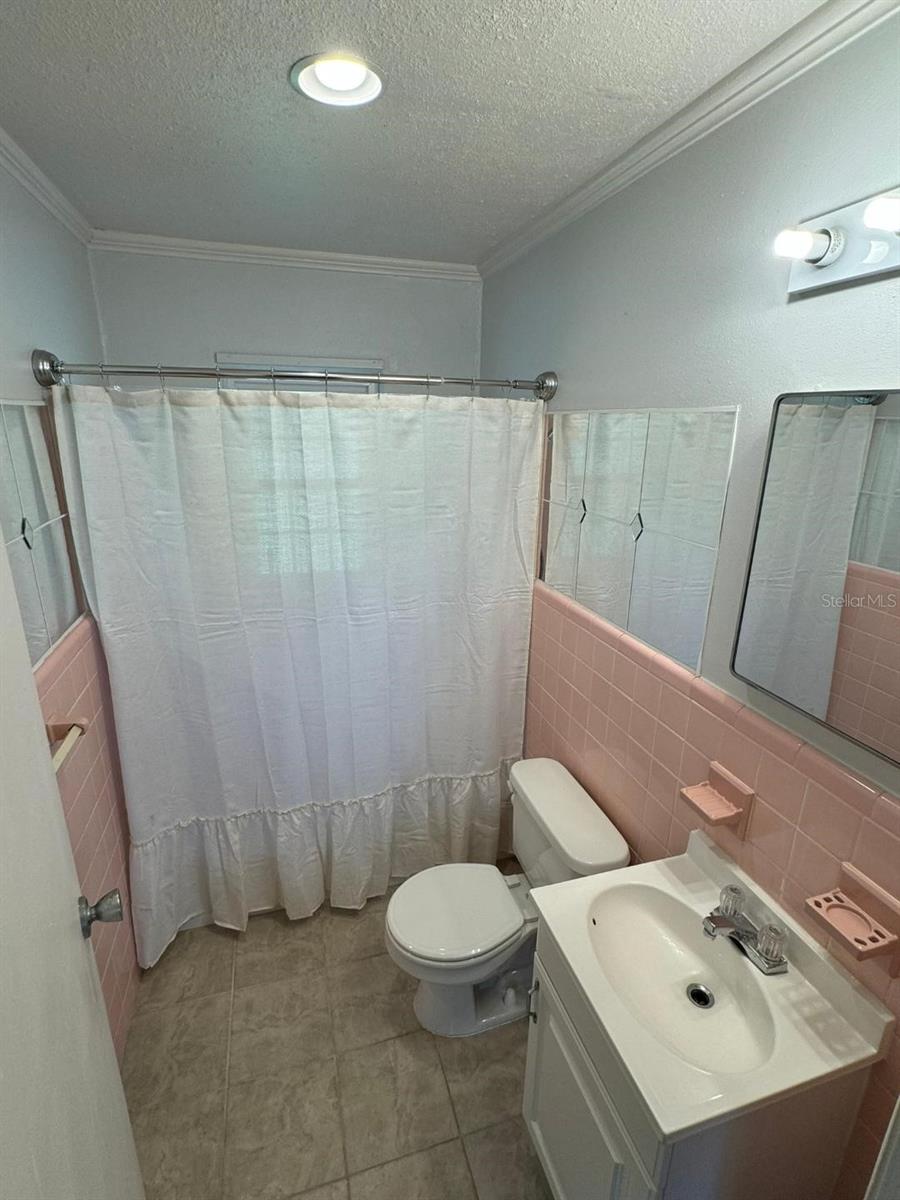 C R ACRES - Residential