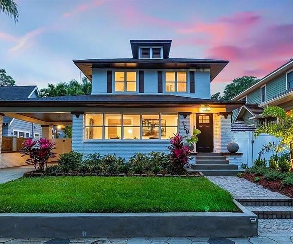 Photo of 150 18th Avenue N, St Petersburg, FL 33704 (MLS # TB8441132)