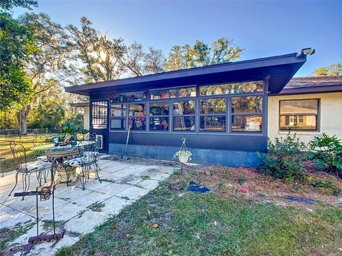 A home in DUNNELLON