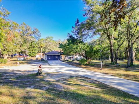 A home in DUNNELLON