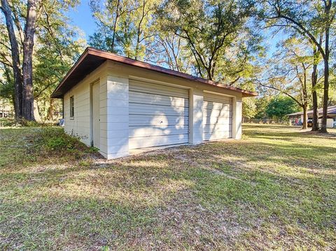 A home in DUNNELLON