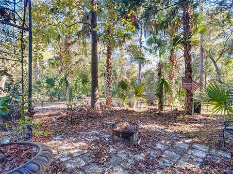 A home in DUNNELLON