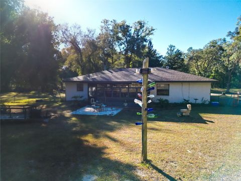 A home in DUNNELLON