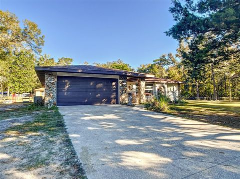 A home in DUNNELLON