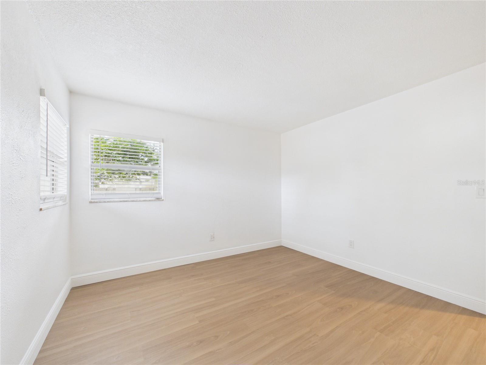 STREMMA PARK - Residential Income