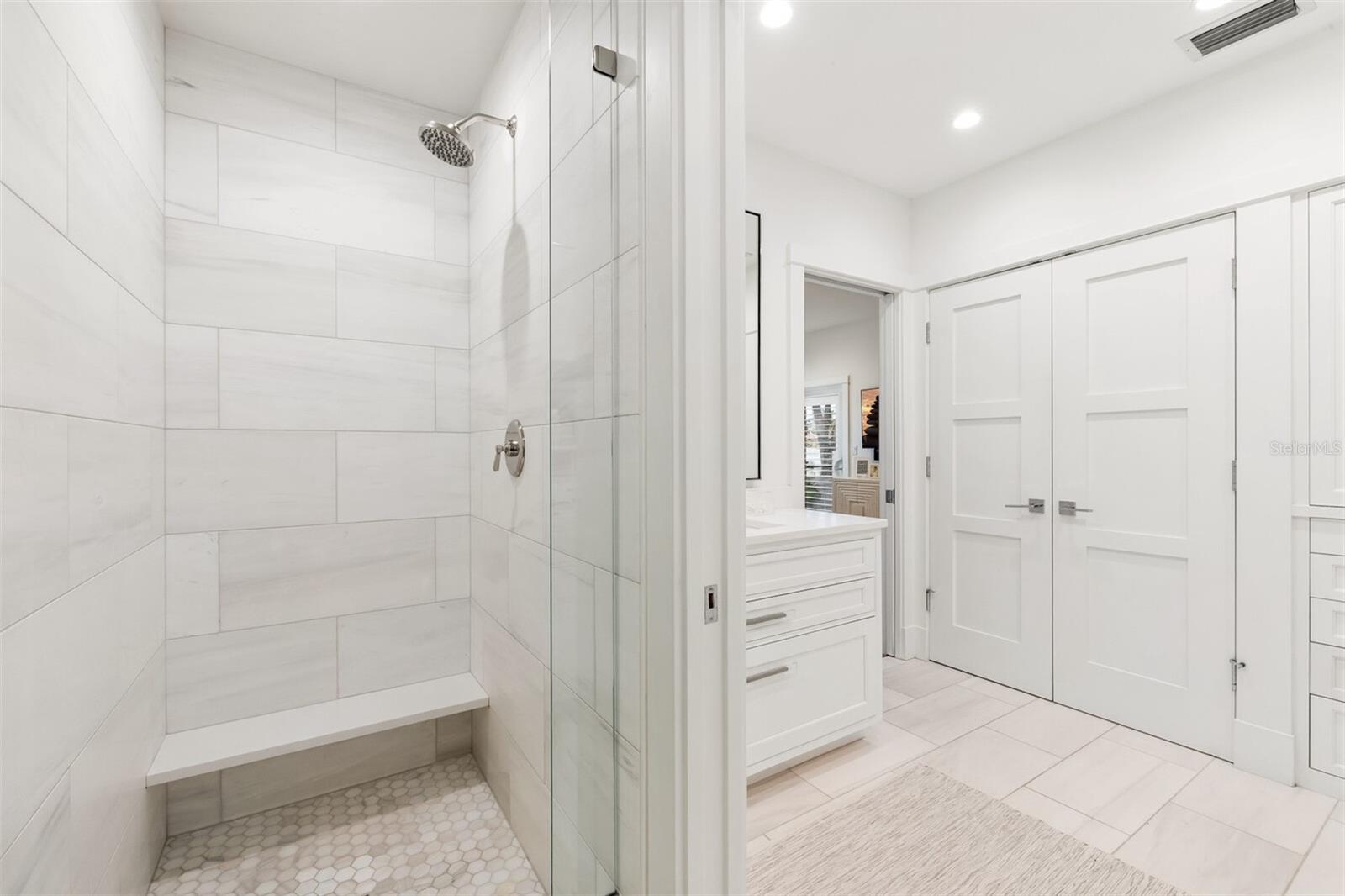 NORTH VILLAGE SUB - Residential