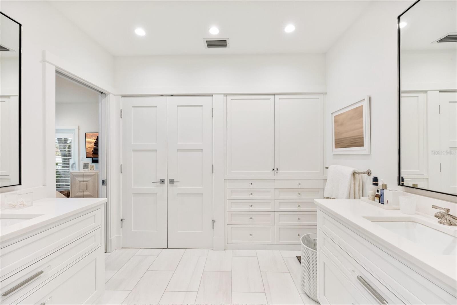 NORTH VILLAGE SUB - Residential