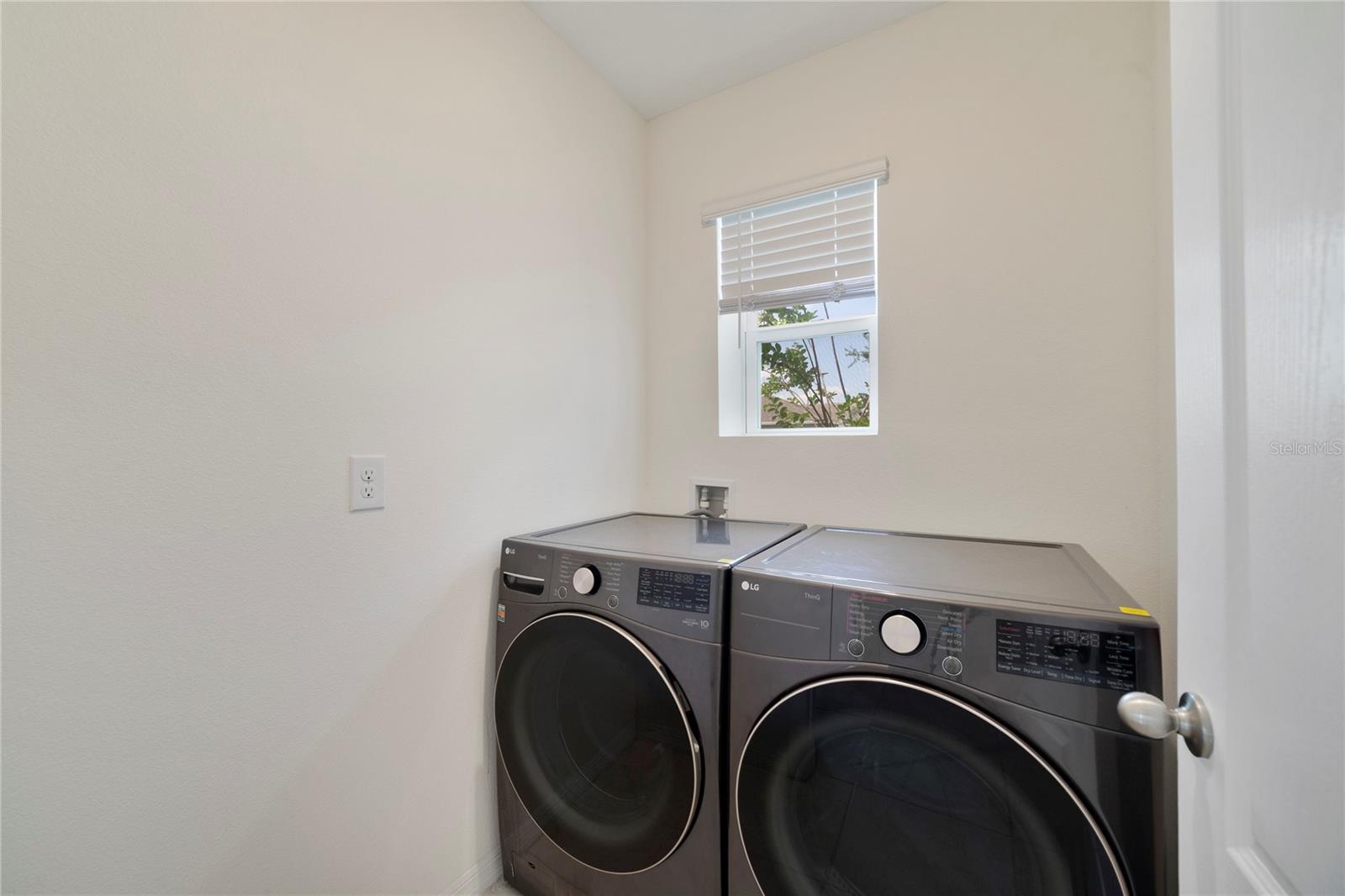 2827 TURNSTONE RUN