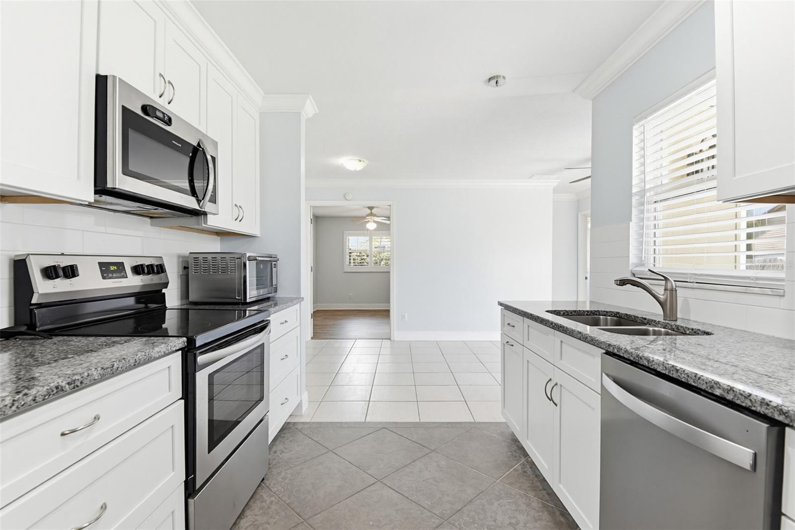 INLET SHORES - Residential