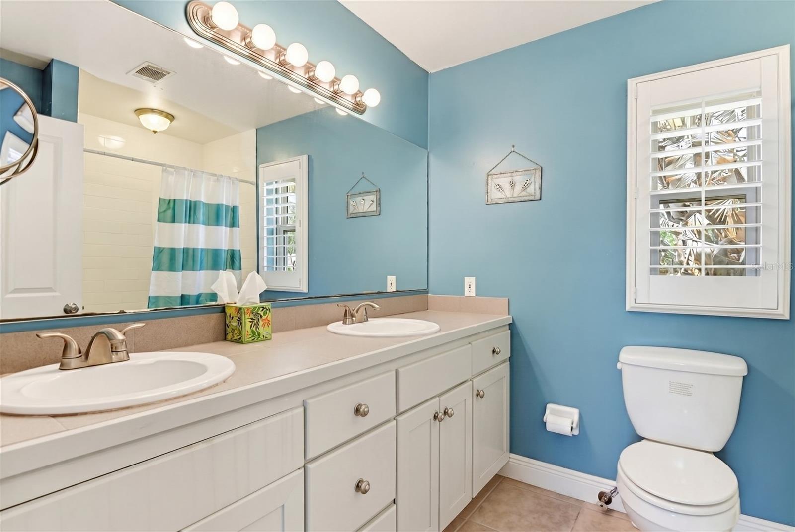 INLET SHORES - Residential