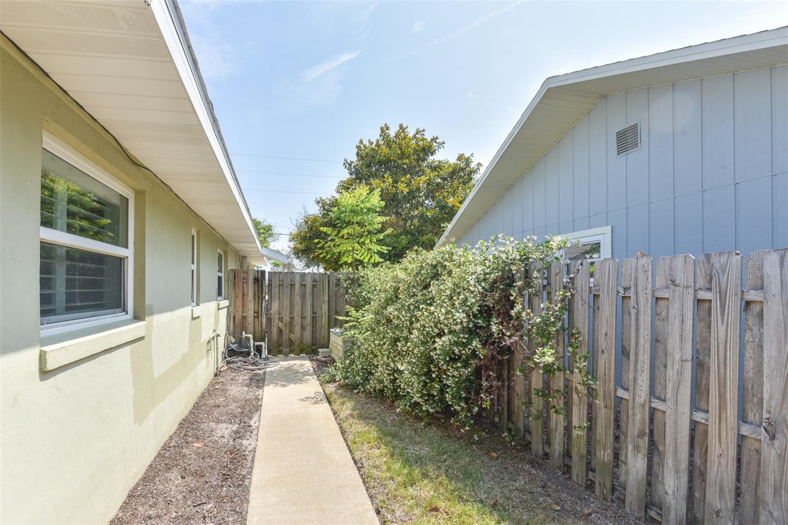 INLET SHORES - Residential