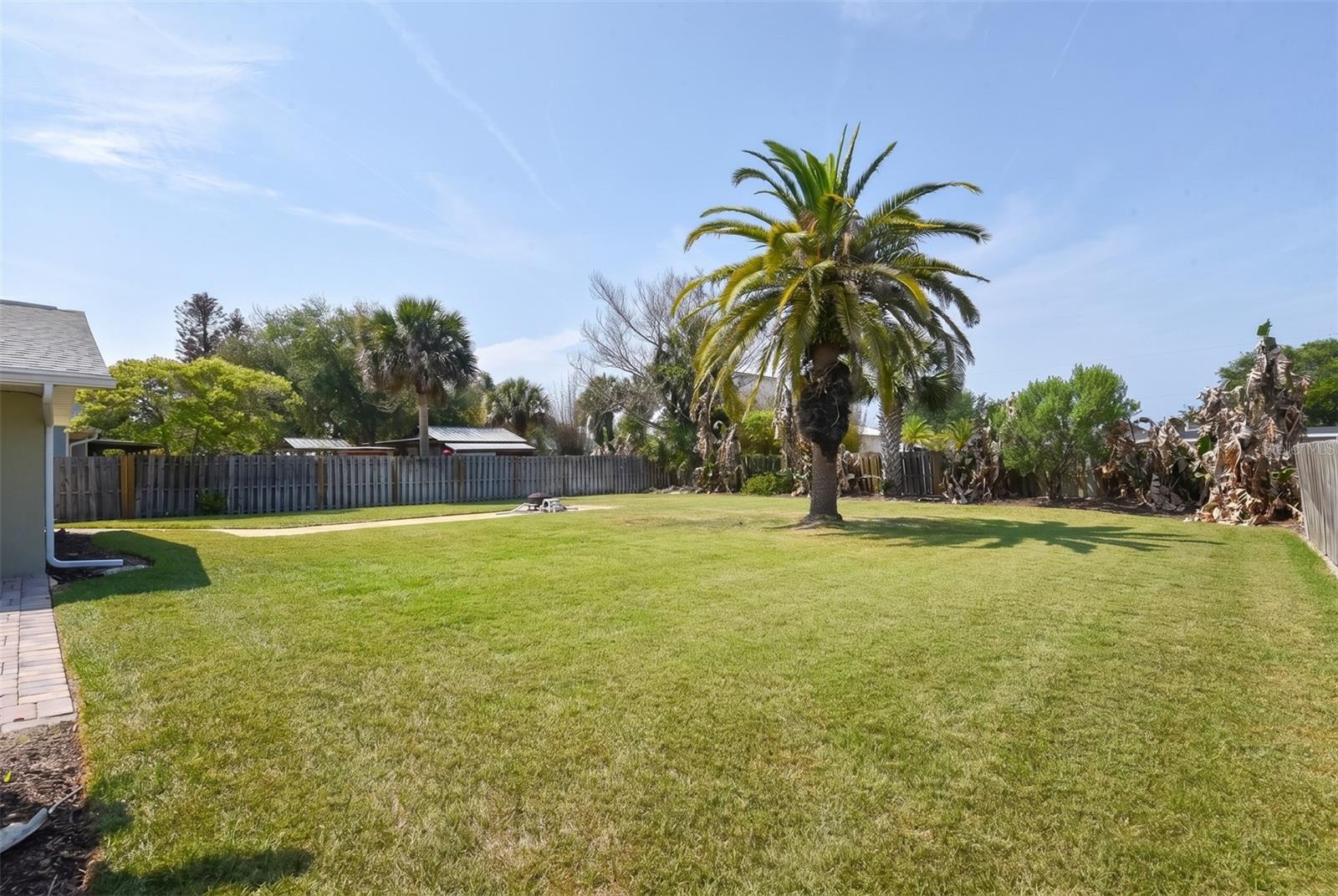 INLET SHORES - Residential