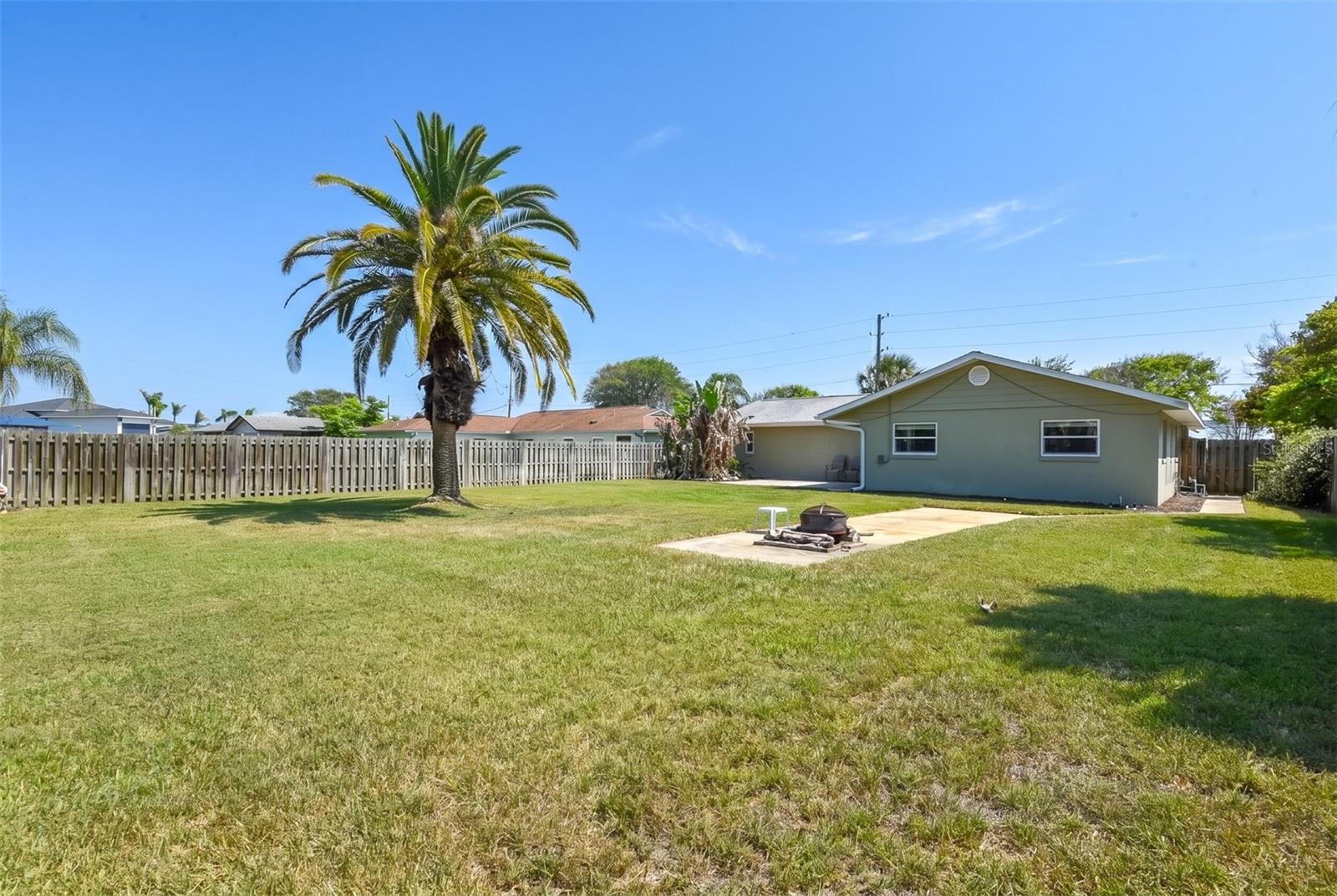 INLET SHORES - Residential