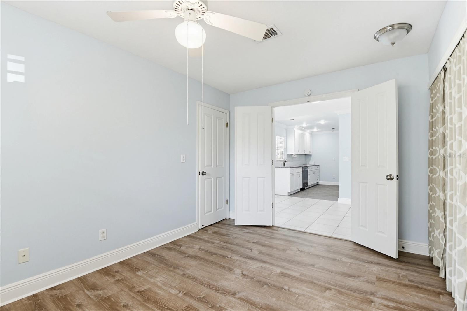 INLET SHORES - Residential
