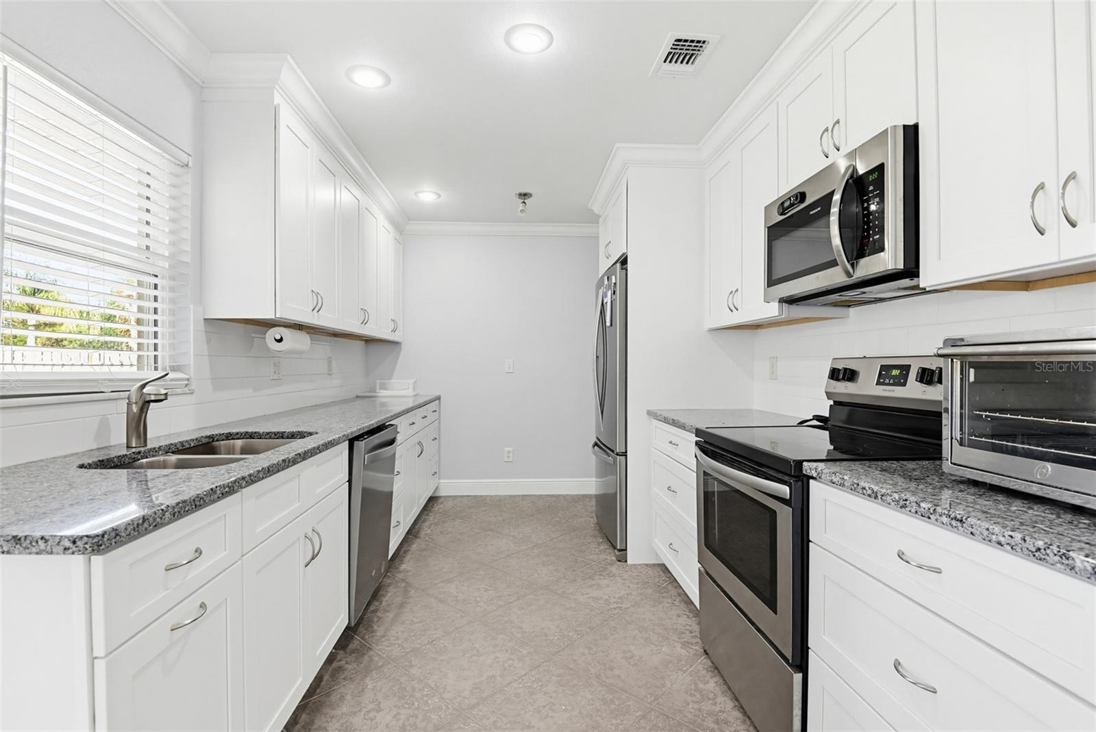 INLET SHORES - Residential