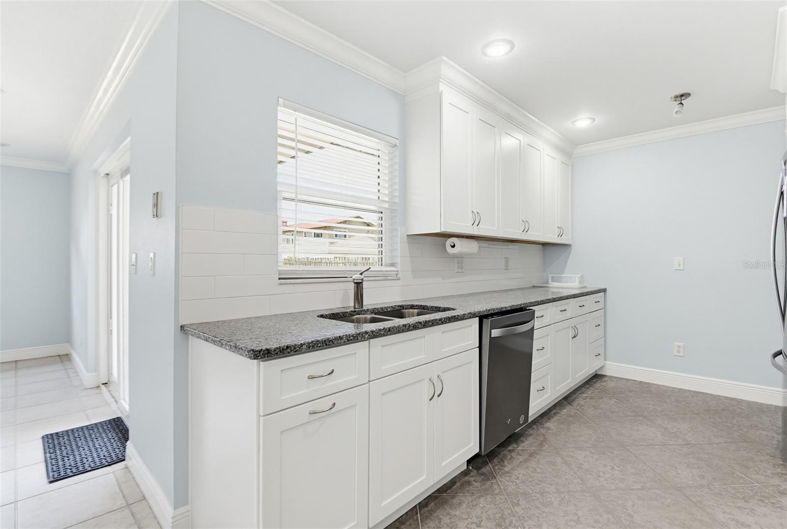 INLET SHORES - Residential