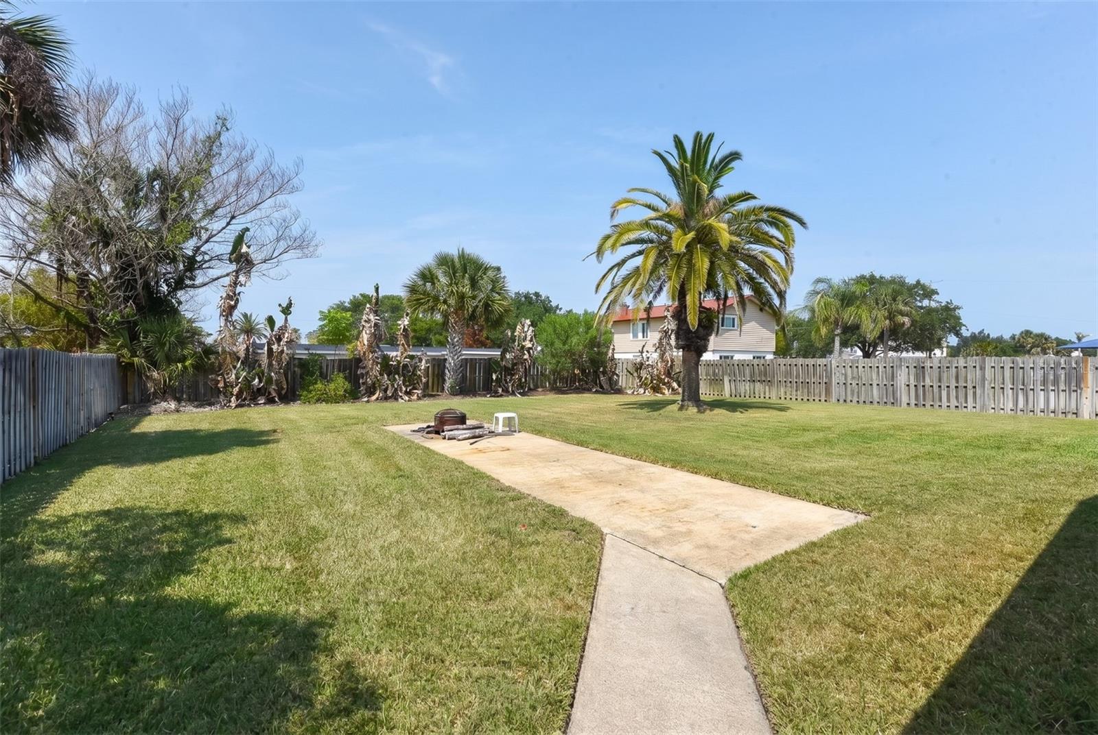 INLET SHORES - Residential