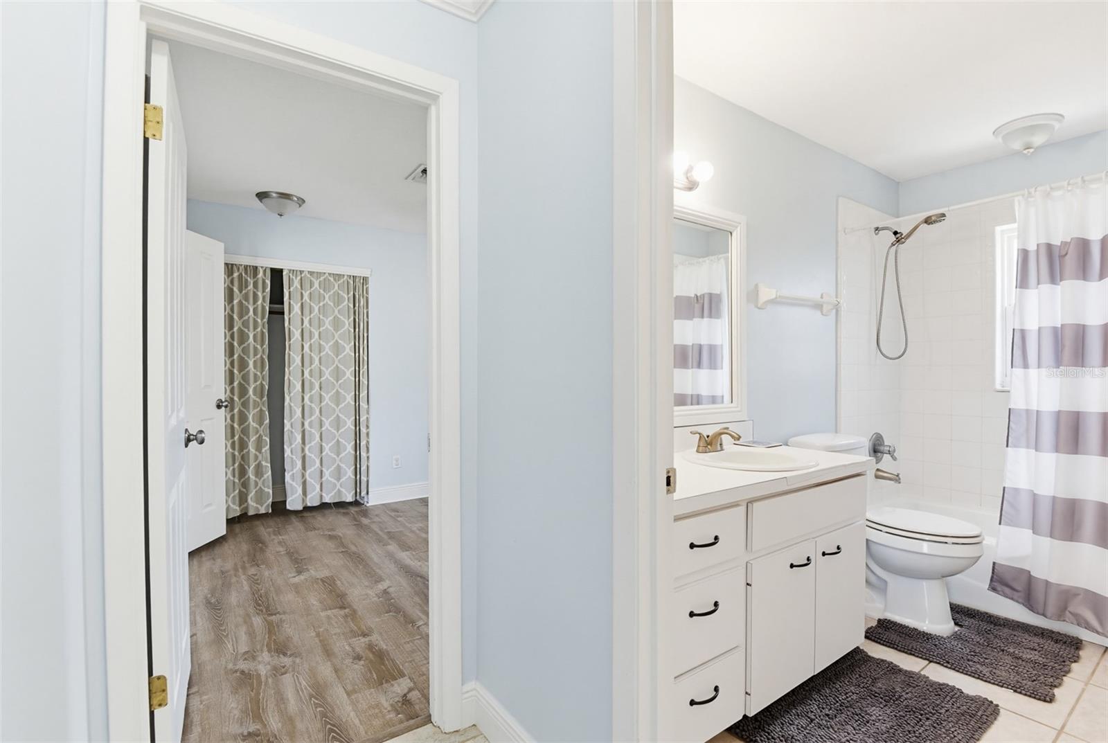 INLET SHORES - Residential