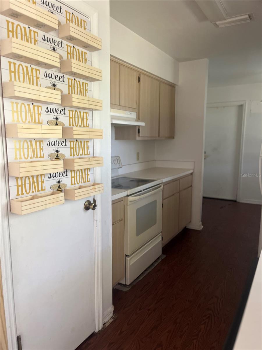 TRIANGLE ACRES SUB - Residential Lease