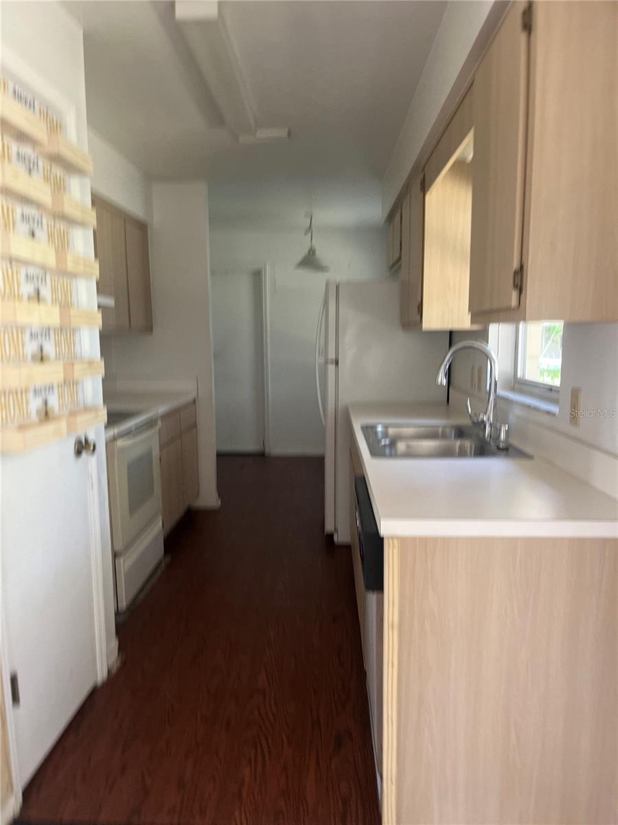 TRIANGLE ACRES SUB - Residential Lease