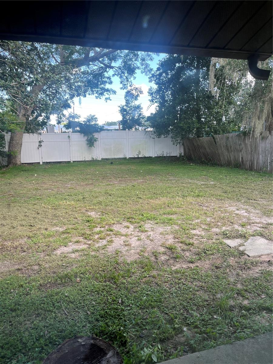 TRIANGLE ACRES SUB - Residential Lease