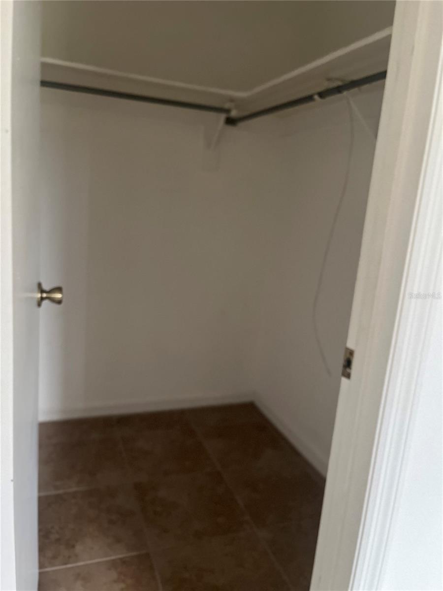 TRIANGLE ACRES SUB - Residential Lease