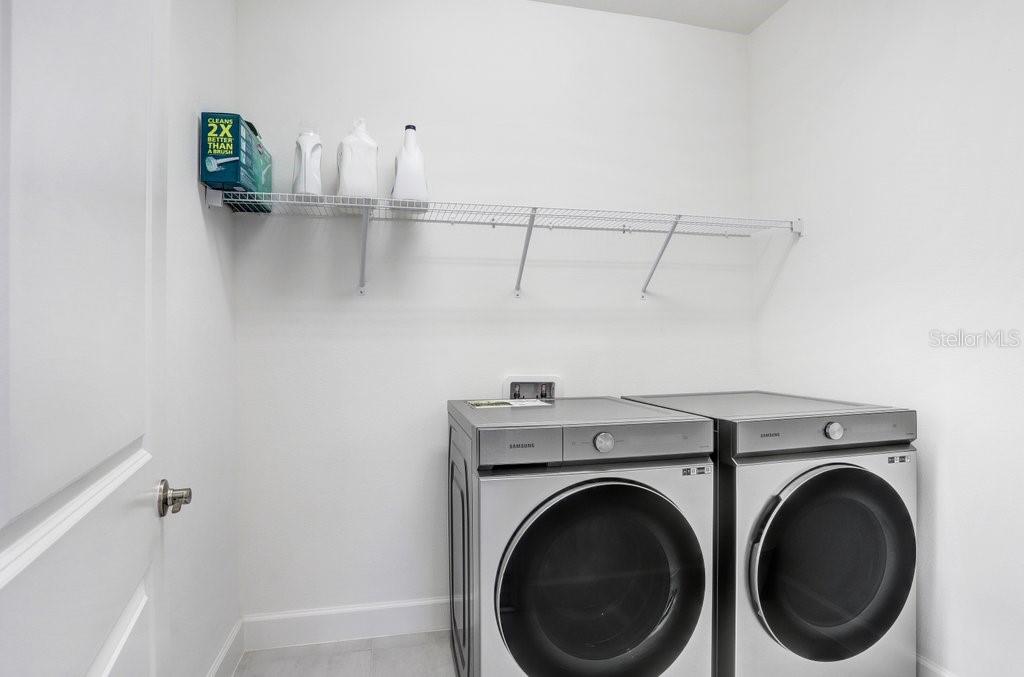 WINDING RIDGE - Residential