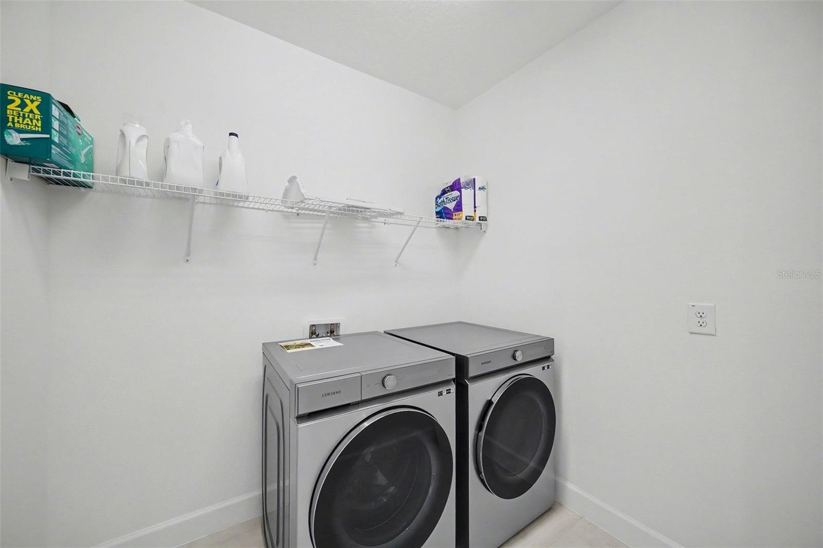 WINDING RIDGE - Residential