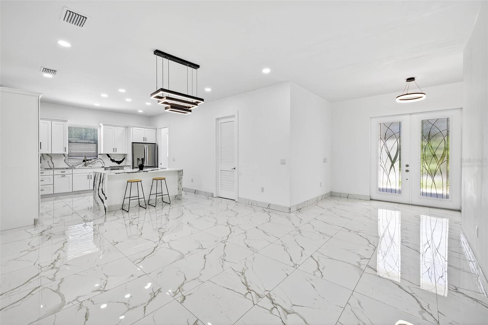 TEMPLE TERRACE TOWNSITE - Residential Lease