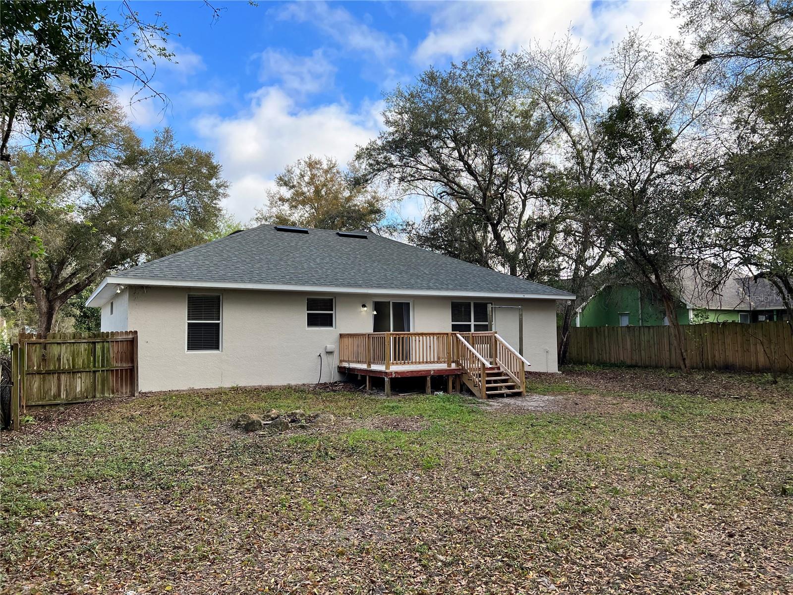 2336 W ORANGE ROAD