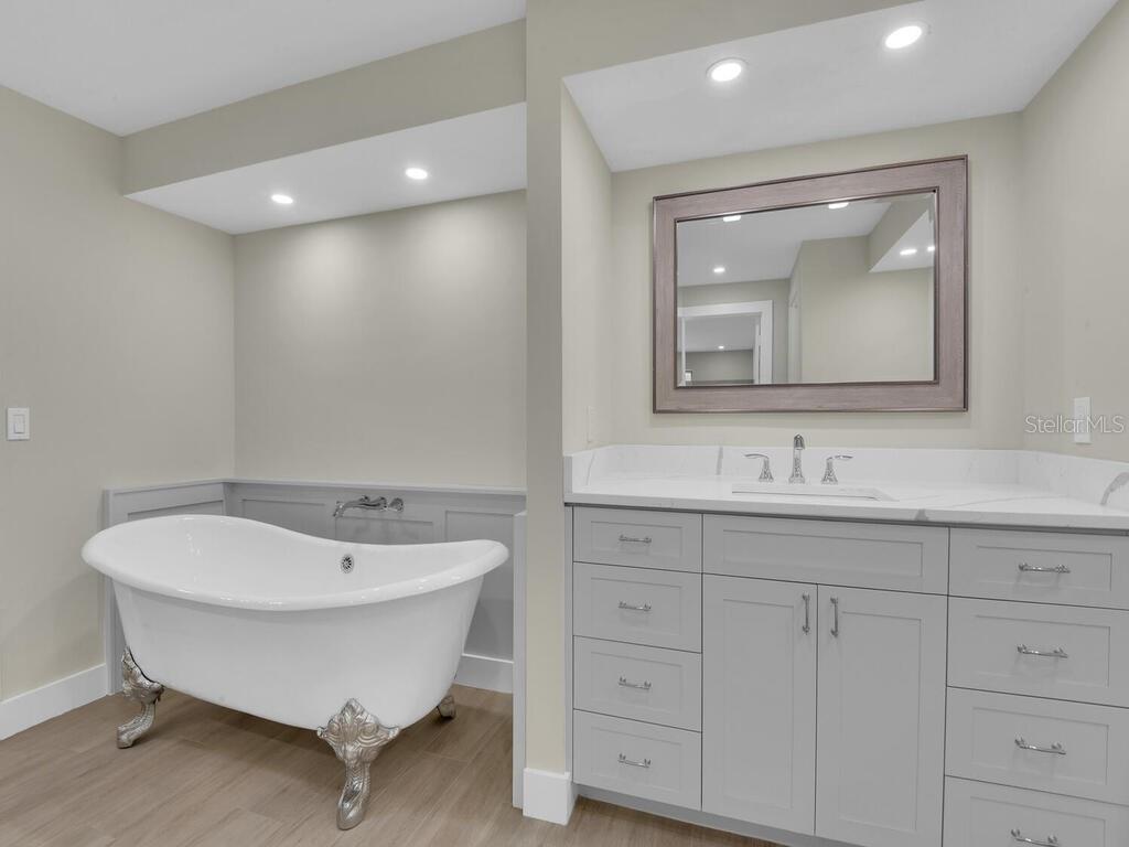 PALM RIVER ESTATE UNIT 5 - Residential