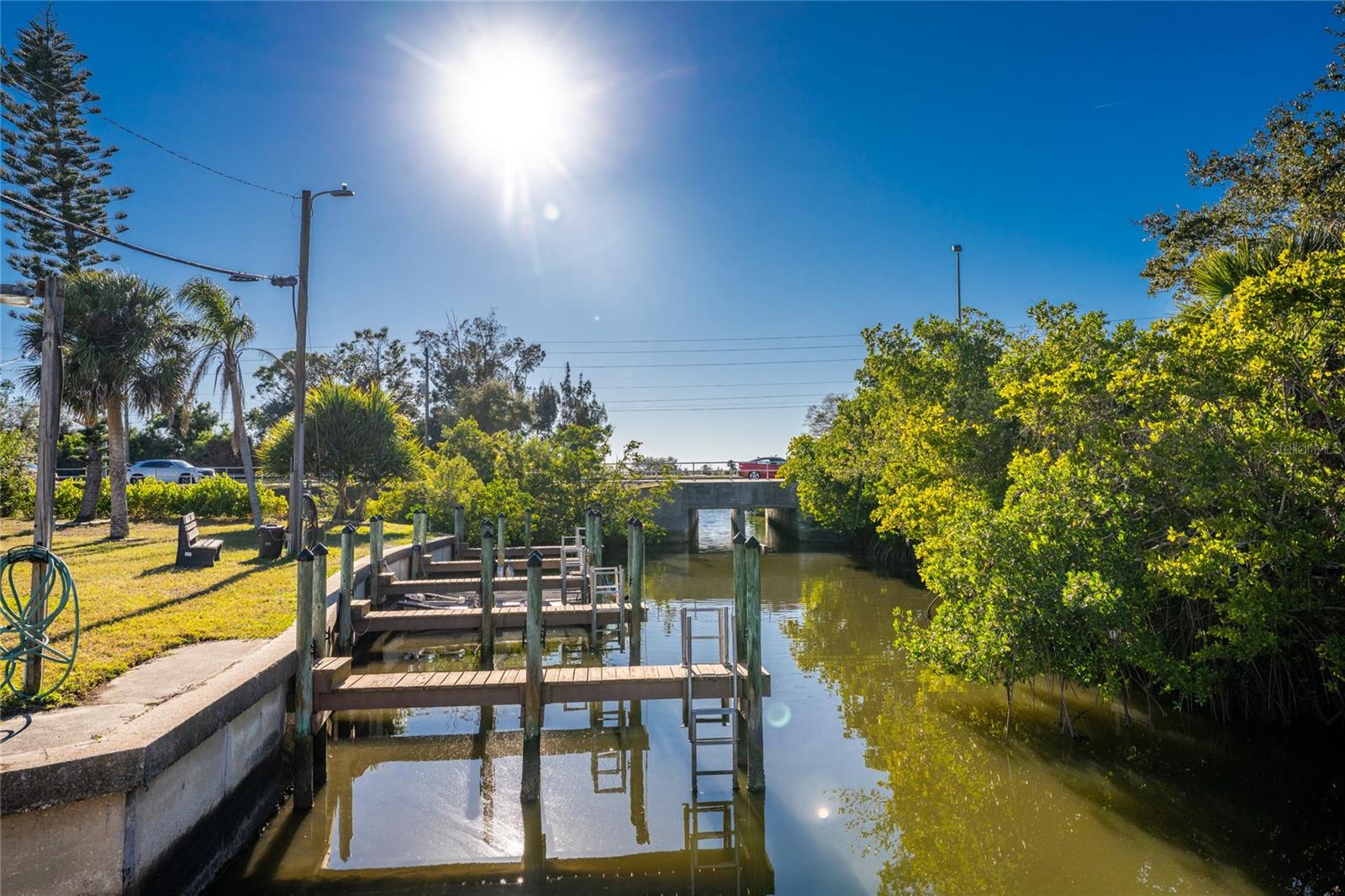 BROOK TO BAY - Residential