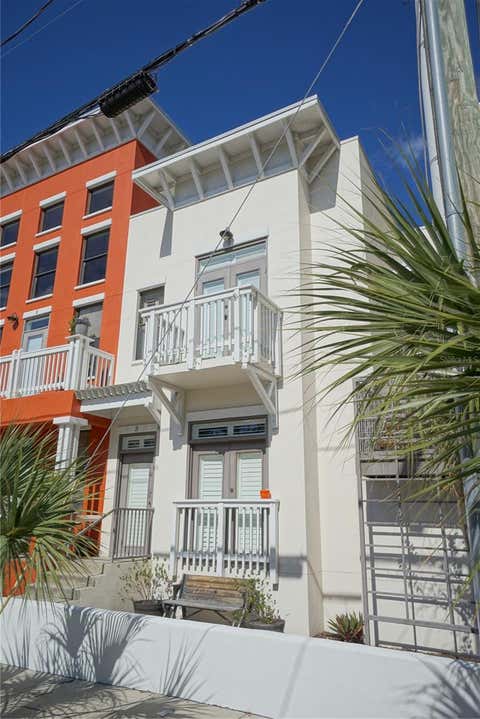 Featured picture for the property TB8353162
