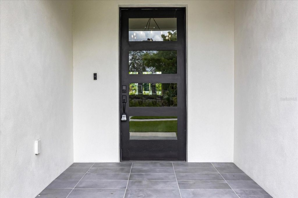 Photo of 3601 W Platt Street, Tampa, FL 33609 (MLS # TB8438779)