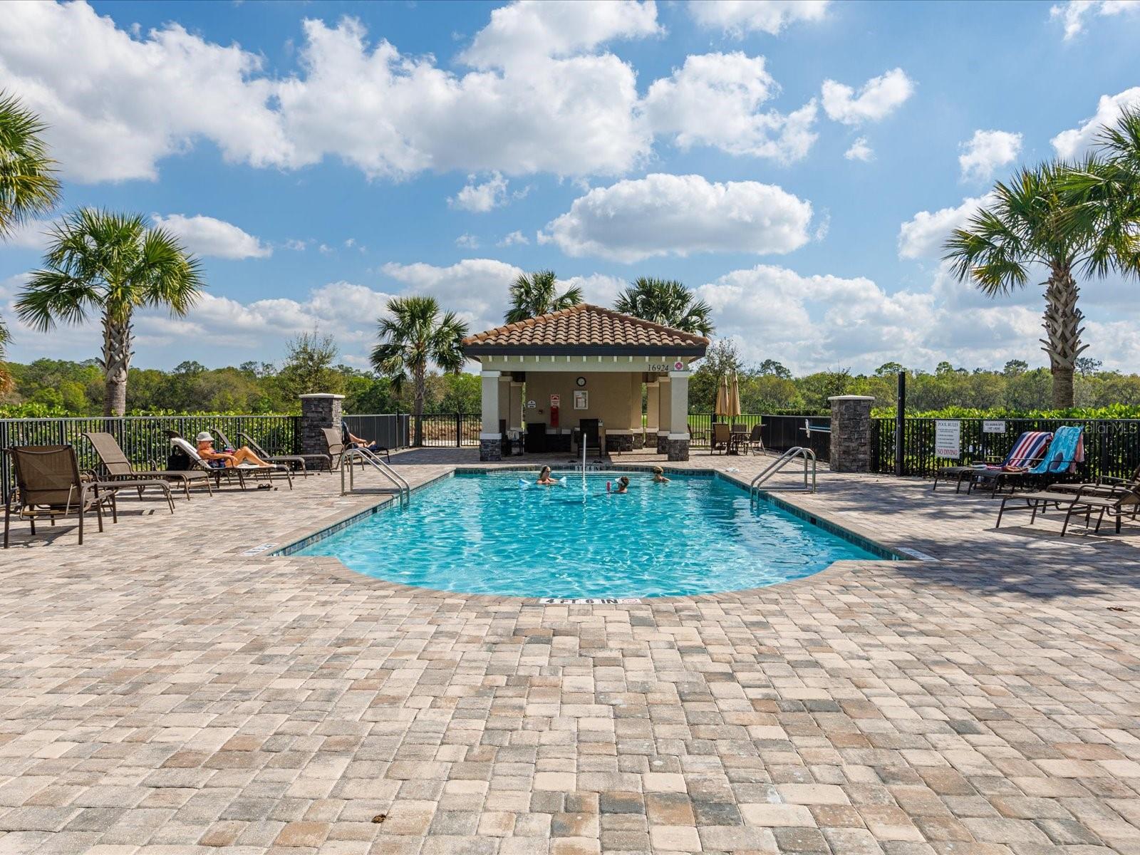 TERRACE I AT LAKEWOOD NATIONAL PH 2 - Residential Lease