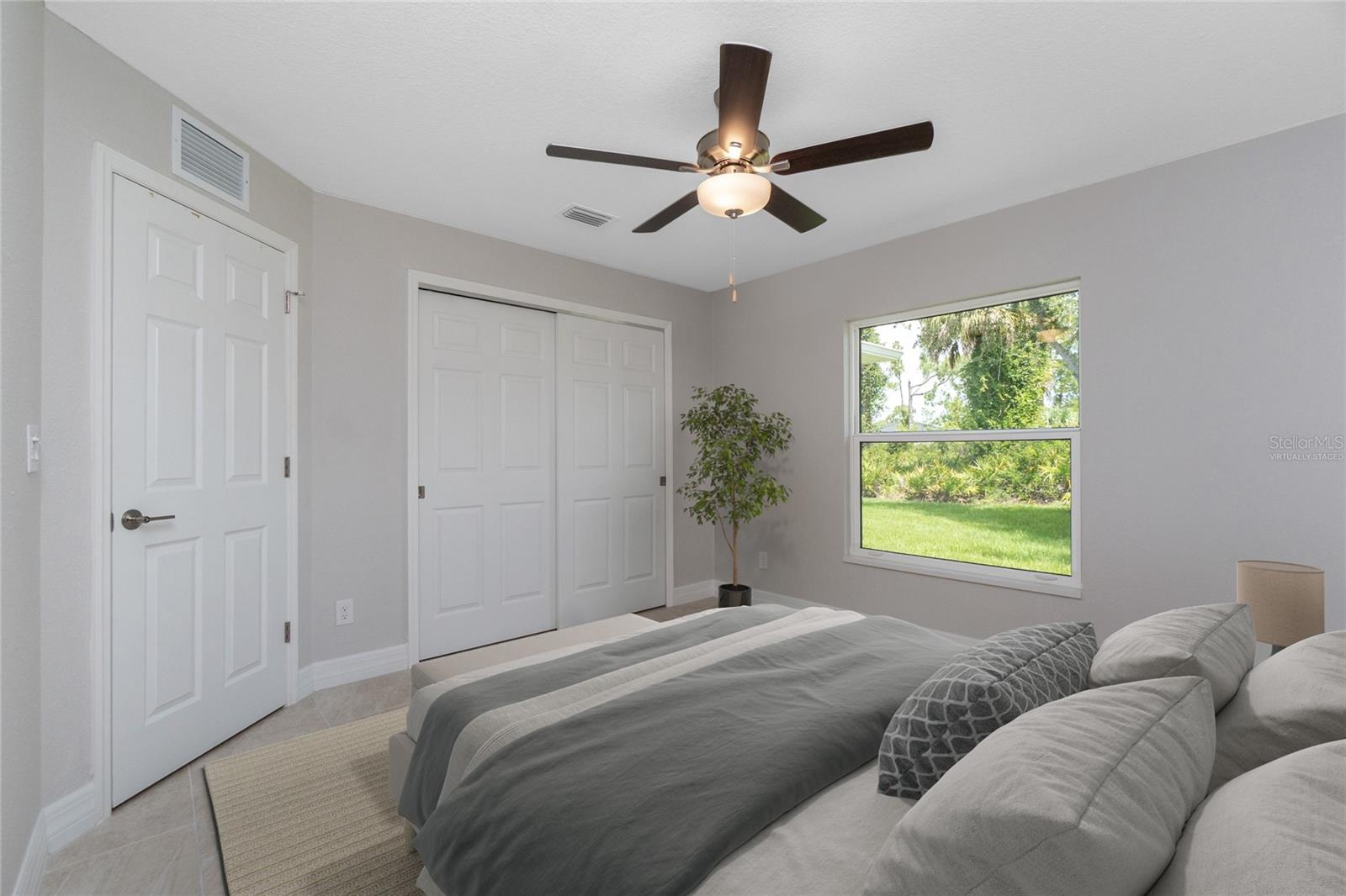 1586 - PORT CHARLOTTE SUB 32 - Residential