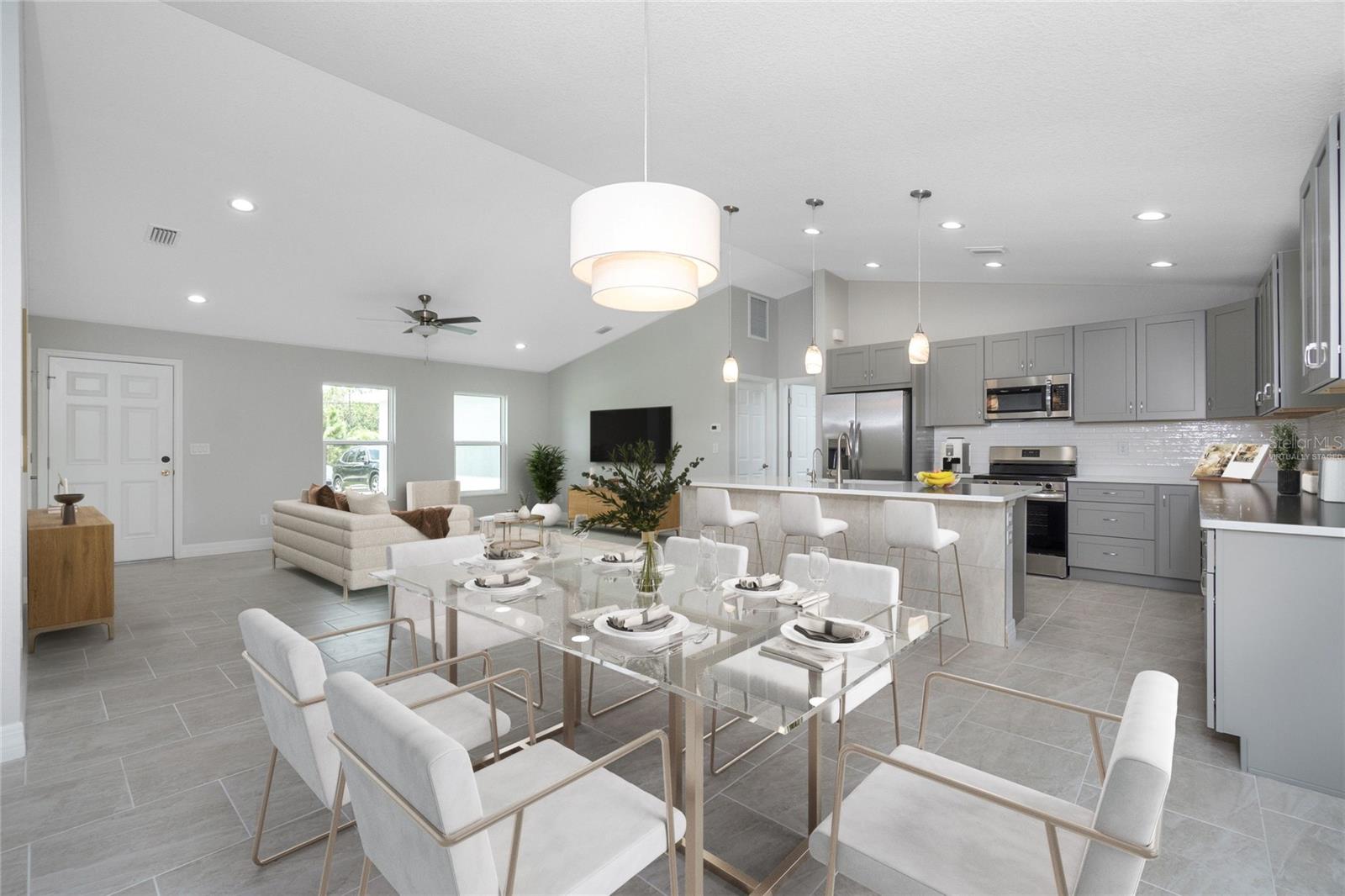 1586 - PORT CHARLOTTE SUB 32 - Residential