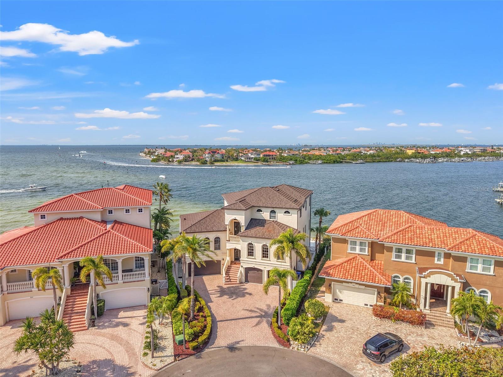 SYMPHONY ISLES UNIT FIVE - Residential