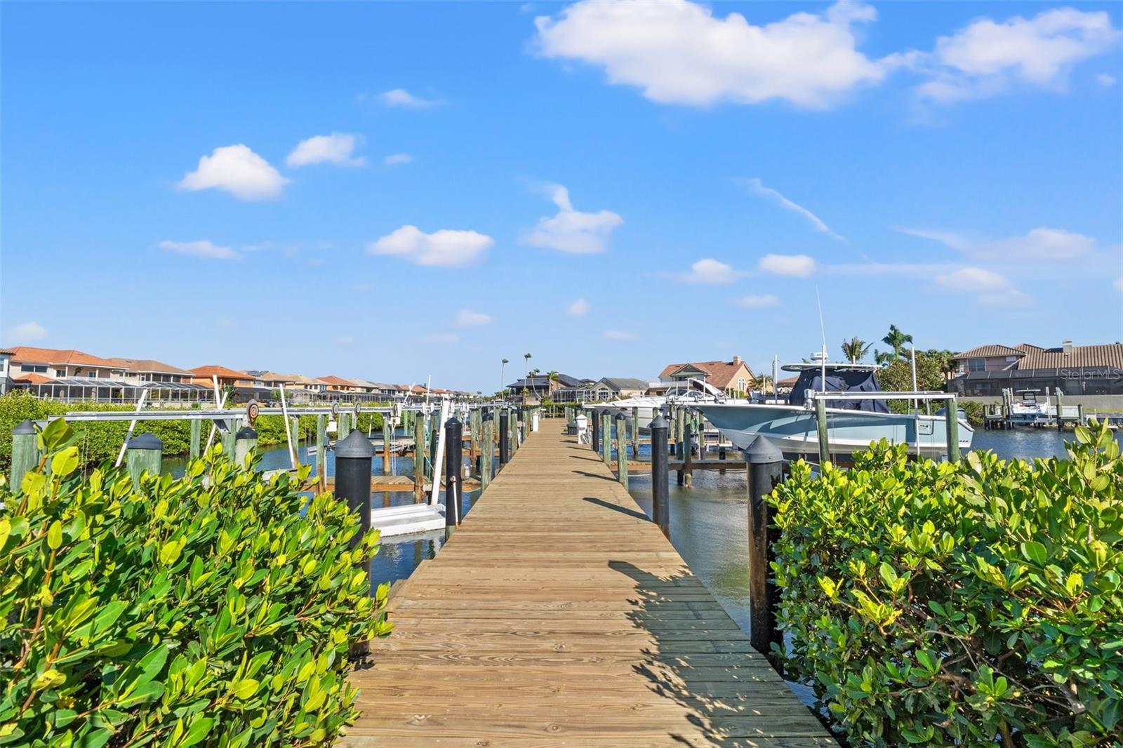 SYMPHONY ISLES UNIT FIVE - Residential