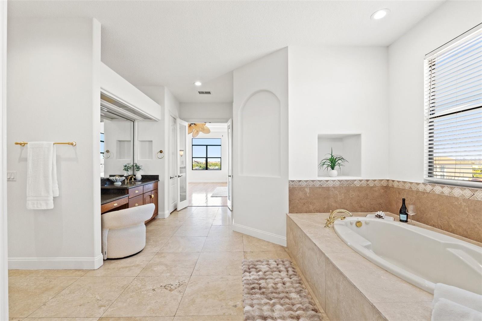 SYMPHONY ISLES UNIT FIVE - Residential