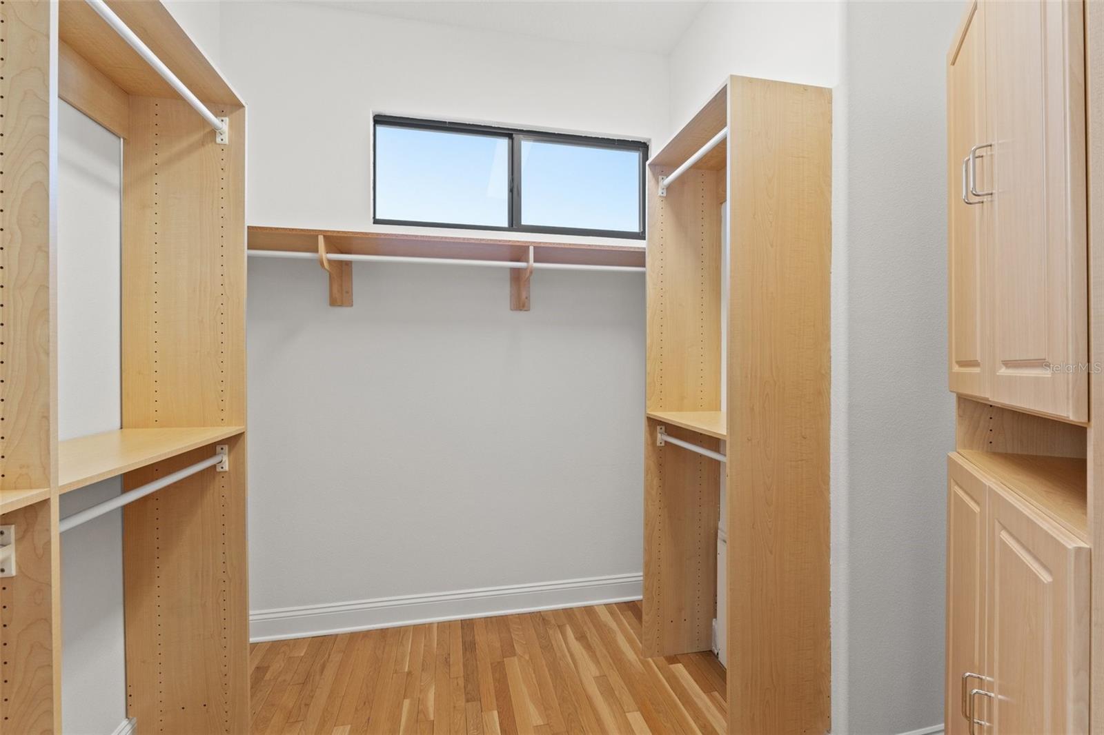 SYMPHONY ISLES UNIT FIVE - Residential